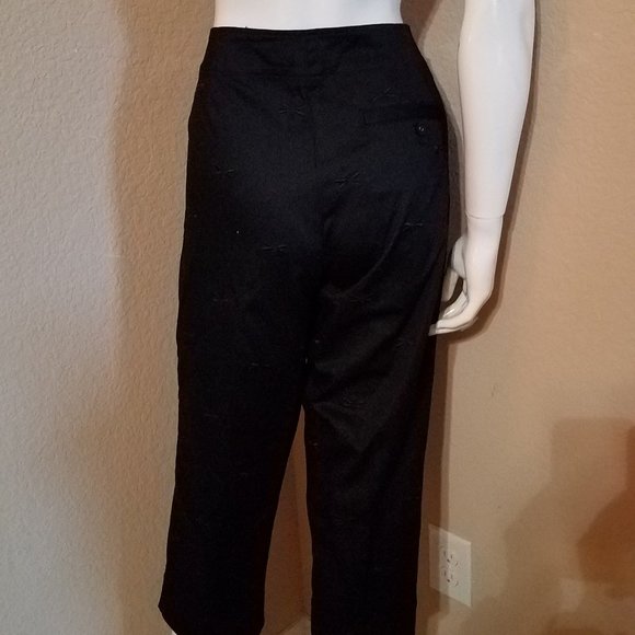 Talbots Petite Black Embroidered Capris - Picture 4 of 13